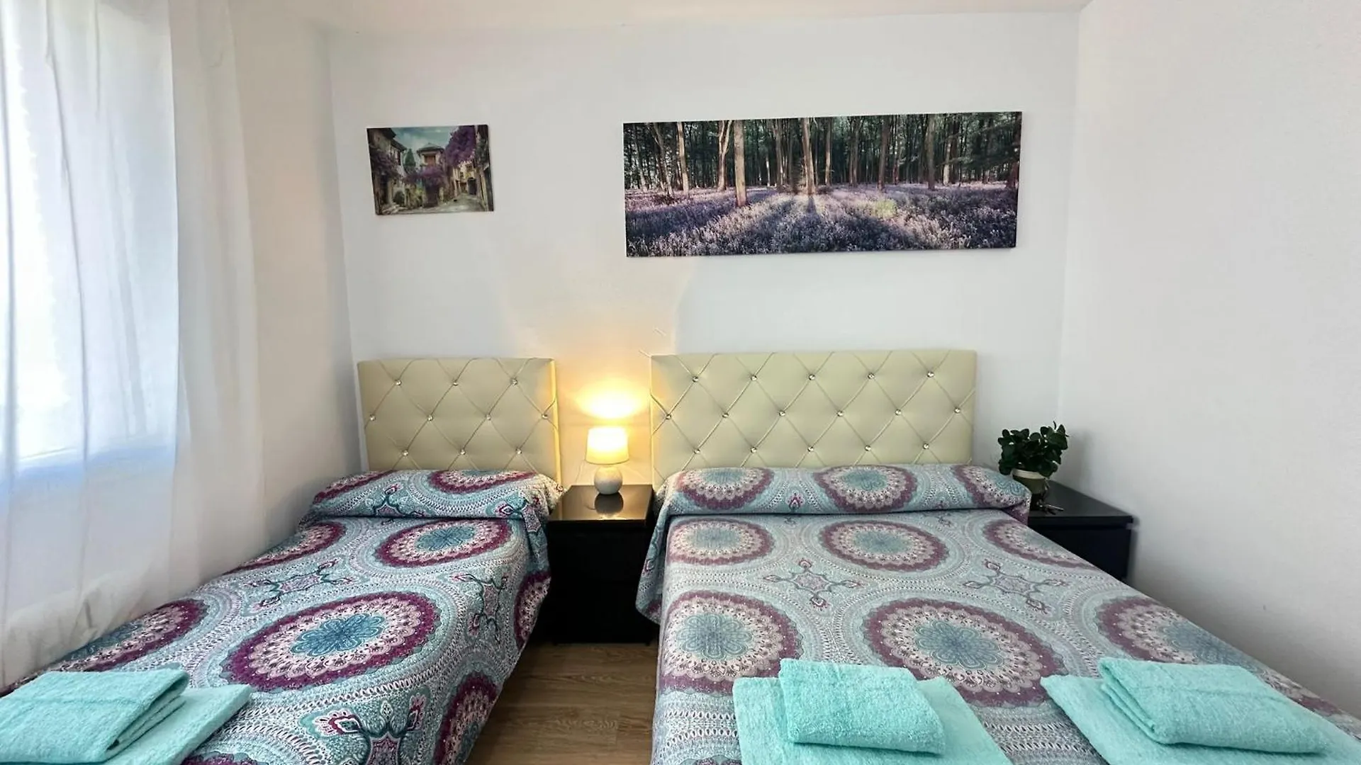 לינה וארוחת בוקר ברצלונה Rooms Borrell ספרד
