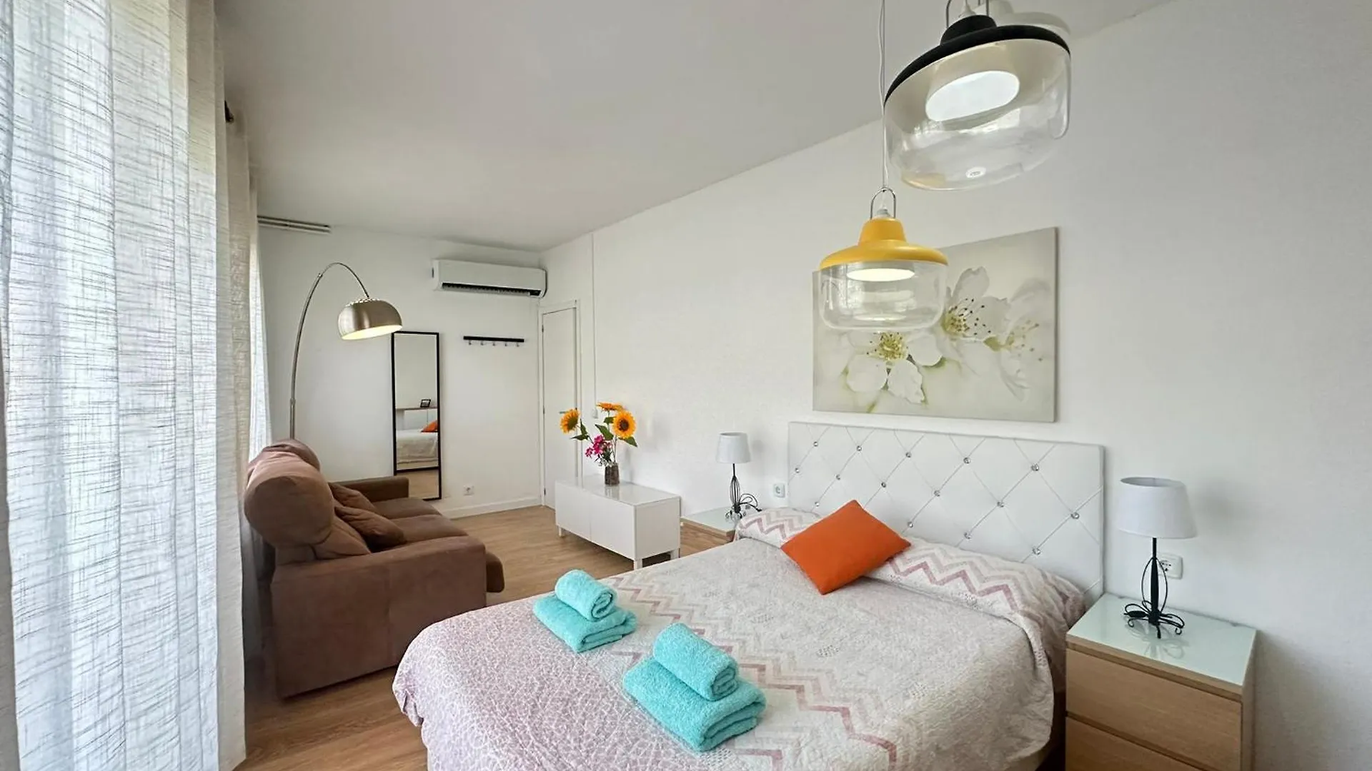 Bed & Breakfast Rooms Borrell Barcelona